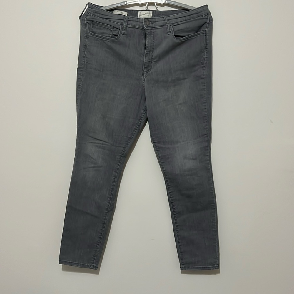 Universal Thread jeggings